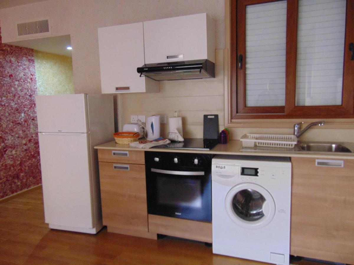 Ithaki Phinikoudes Apartment No. 207 Lárnaca Habitación foto